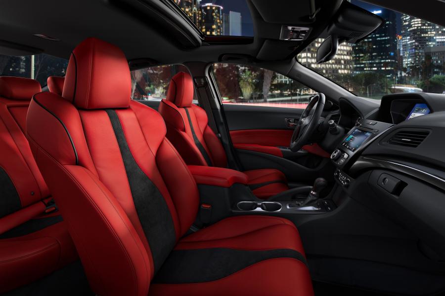 Интерьер Acura ILX A-Spec 2018 года  (фото 12 из 52)